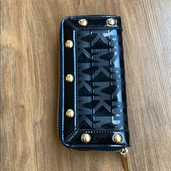 Michael Kors wallet - Picture 3 of 4